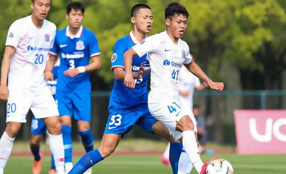  斯图加特青春风暴，U23梯队三人首发  